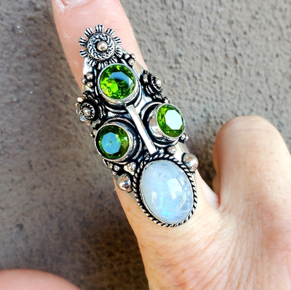 New Rainbow Moonstone & Peridot 925 Silver Statement Ring. - Picture 2 of 16